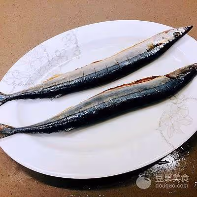 香烤秋刀魚的做法