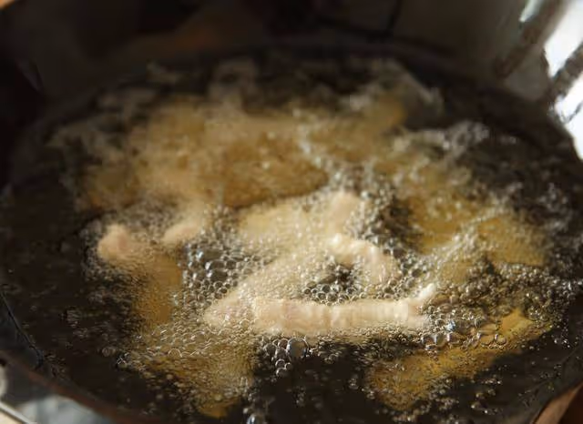 飯店的糖醋裡脊原來這麼簡單，在家中也能做出來，味道正宗！