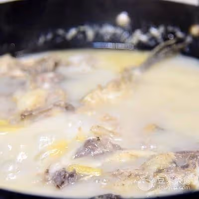 隨意魚頭湯的做法