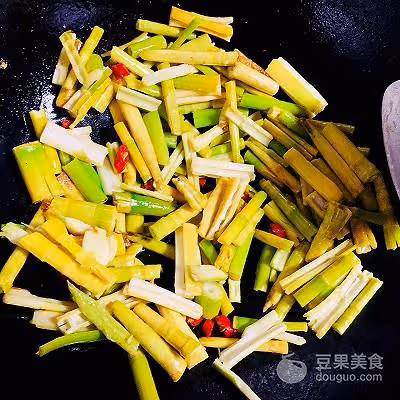 醋燒小筍的做法