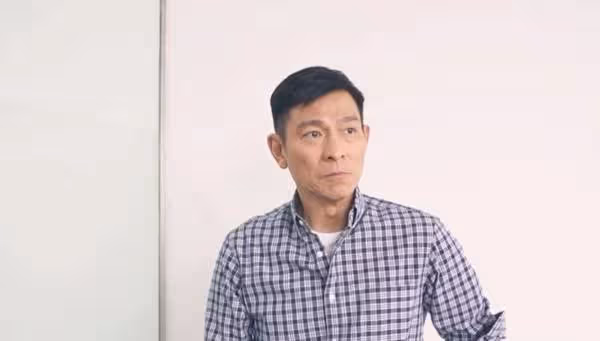 被全香港冷凍,劉德華曾在節目上飆粗口,你全家都消失,20年後真相為了要救人