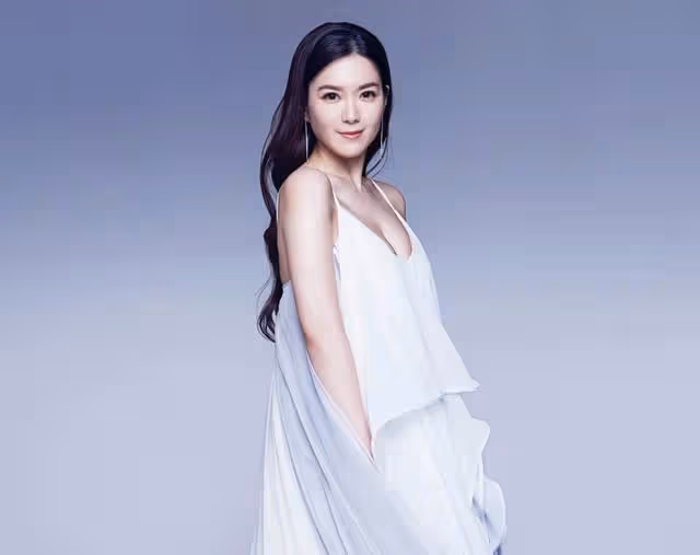 香港知名女星與丈夫重歸於好！因生小孩產生分歧，多次被曝離婚