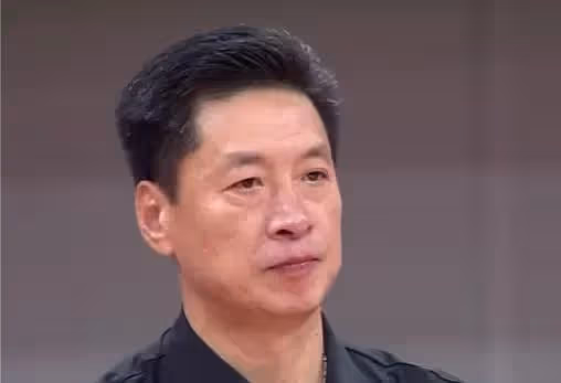 CBA廣廈VS上海,贏球不足喜問題一大堆!輸球不可怕沒亮兒才誅心