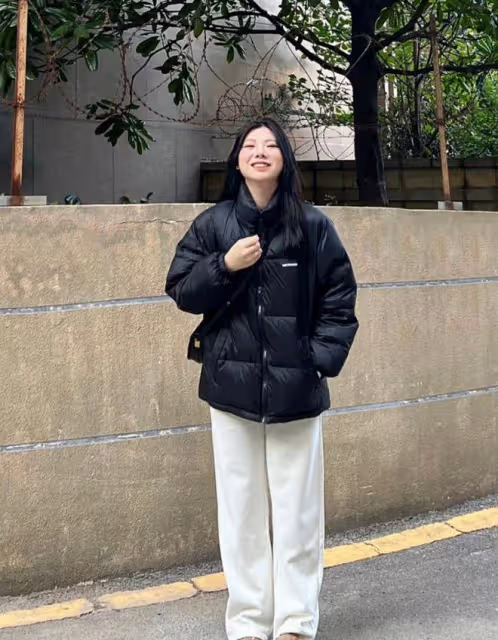 何穗連穿5次的「豆腐褲」火了!時髦百搭又保暖,普通人穿也好美