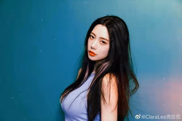 克拉拉這樣的身材只應天上有,美女的身段果然養眼,讓人目不暇接