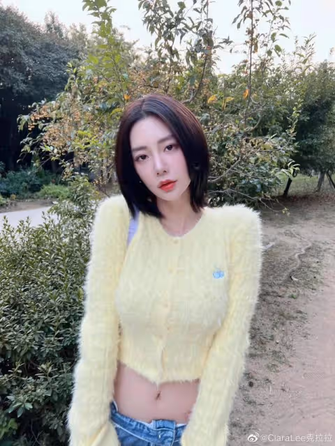 克拉拉這樣的身材只應天上有,美女的身段果然養眼,讓人目不暇接