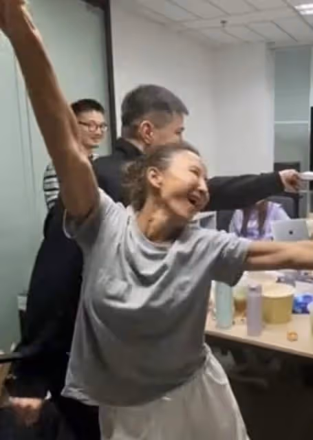 48歲李玟素顏太蒼老！皺紋如樹皮似古稀老人，大方回應無容貌焦慮