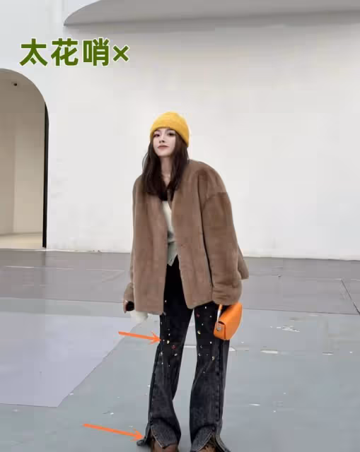 大衣、羽絨服都out了！今年流行「皮草+懶人褲」，洋氣顯瘦還保暖