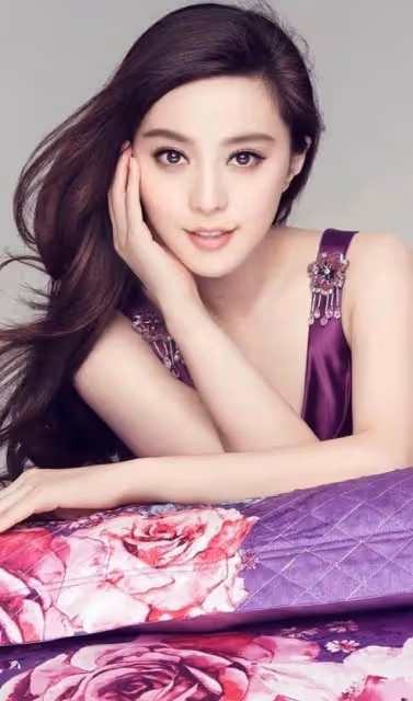 范冰冰在坎城走紅毯那些年,禮服美輪美奐,不同凡響,驚艷世人
