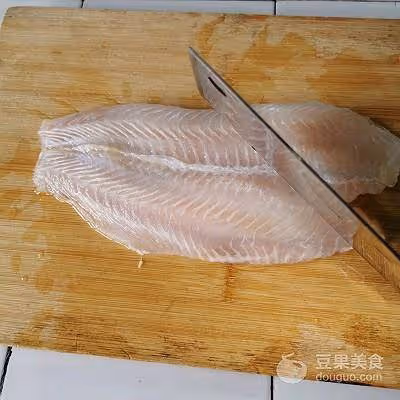 減脂餐番茄巴沙魚