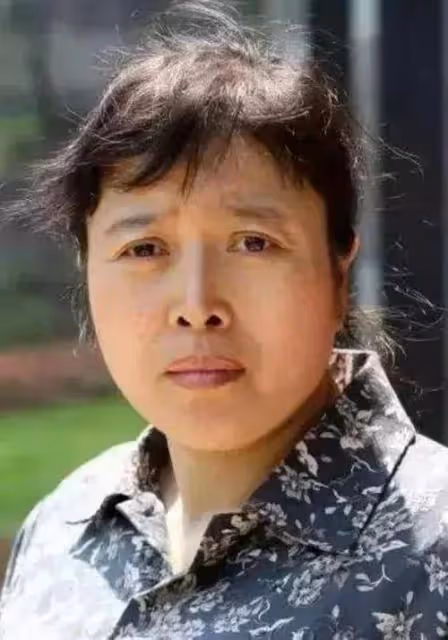 丁嘉麗:為新電影打call滿眼含淚,64歲仍單身忘不掉孫紅雷