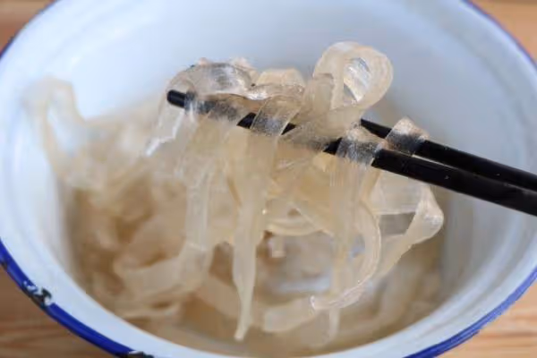 冬天也溫暖，美味下飯的白菜粉條，能吃三碗飯