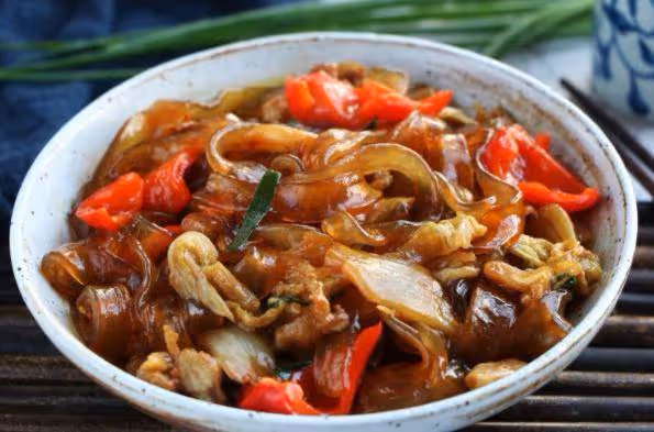 冬天也溫暖，美味下飯的白菜粉條，能吃三碗飯