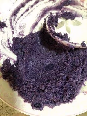 從小就愛吃奶奶做的這個美食，美味有營養，現在長到了一米八