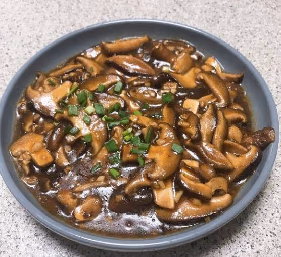 為什麼大廚炒菜要放耗油，有什麼好處？學會後你做菜更好吃