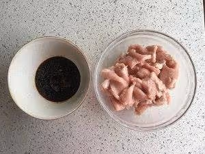 為什麼大廚炒菜要放耗油，有什麼好處？學會後你做菜更好吃