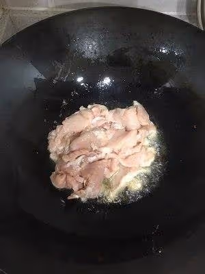 為什麼大廚炒菜要放耗油，有什麼好處？學會後你做菜更好吃