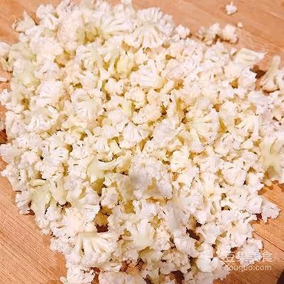 不用麵粉也能做出的美味的減脂披薩