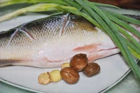 吃過了紅燒油炸，魚用清蒸的方法做，保證讓你感覺煥然一新