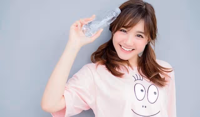 「老公晚上不在，我很怕黑」妻子因一條朋友圈離了婚：男閨蜜毀了我