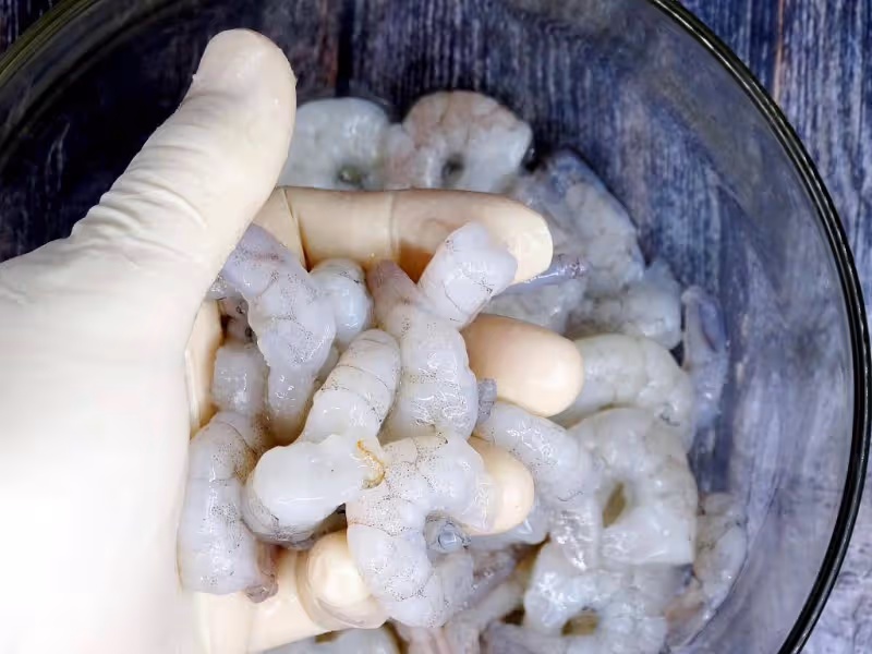 大蝦直接下鍋煮做錯了？廚師：不會這3招，在新鮮的蝦也白搭！