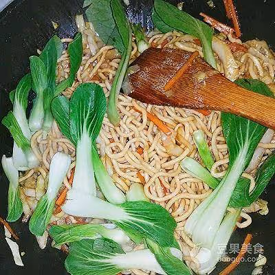 大排檔炒麵的做法