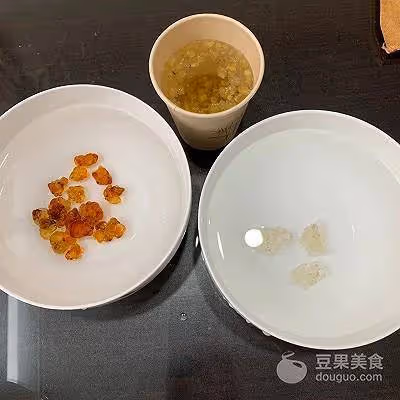 夏日甜品：雪蓮子桃膠雪燕，廣東糖水