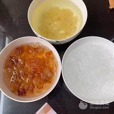 夏日甜品：雪蓮子桃膠雪燕，廣東糖水