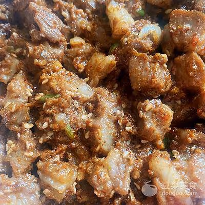 孜然羊肉粒的做法