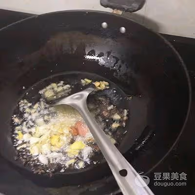 快手茄汁火腿雞蛋面