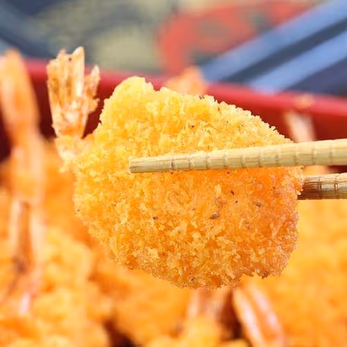 強身壯體營養高，鮮嫩可口、酥香入味，黃金鳳尾蝦上桌就吃光