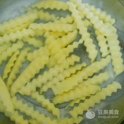 水煮版狼牙土豆的做法