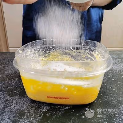 有巧克力就能做的巧克力蛋糕