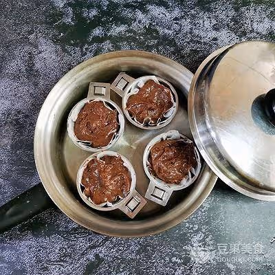 有巧克力就能做的巧克力蛋糕