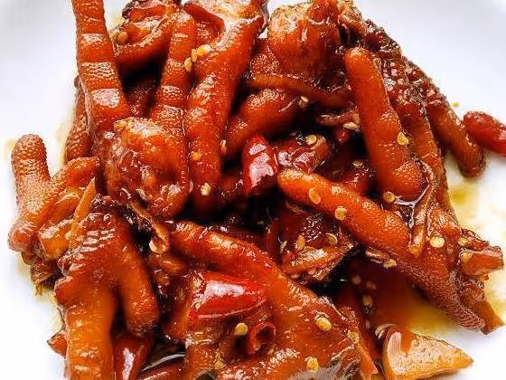 麻辣雞爪，梅乾菜滷肉，回鍋蘿蔔這幾道家常菜的做法