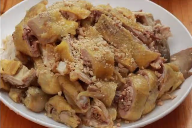 雞肉在夏季就適合這樣做,口味麻辣爽口、雞肉細嫩絕對下酒又下飯