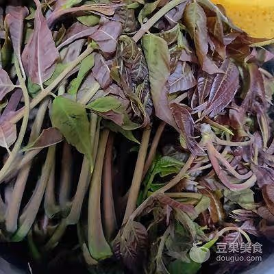 香椿魚的做法