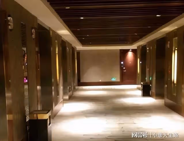 住酒店，有3個「暗號」不要忘了跟前台小姐說，能享受更好的待遇