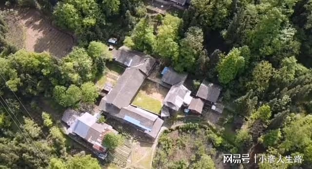 湖北利川神奇大院,百年歷史古樸古香,深處山谷卻無蚊子