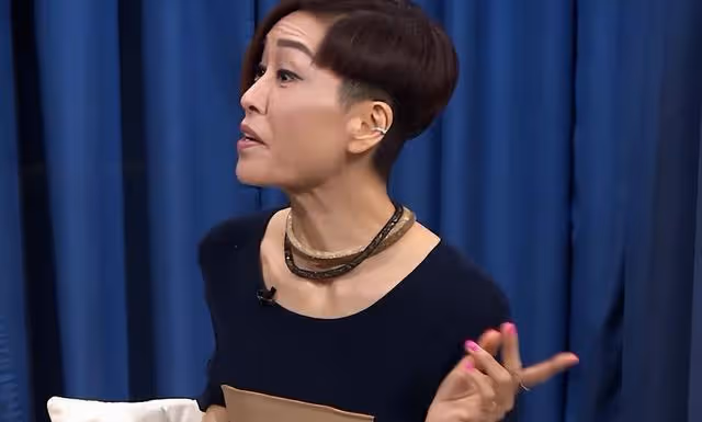 前亞姐被質疑耍大牌！節目對主持人翻白眼，自曝收集四百套睡衣