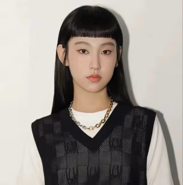 17歲TVB最強新星登上央視春晚！雙手緊張到出汗，將與成龍合唱