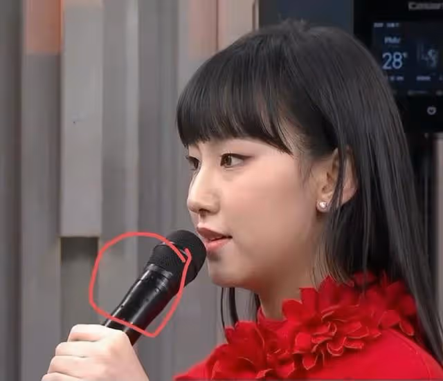 17歲TVB最強新星登上央視春晚！雙手緊張到出汗，將與成龍合唱