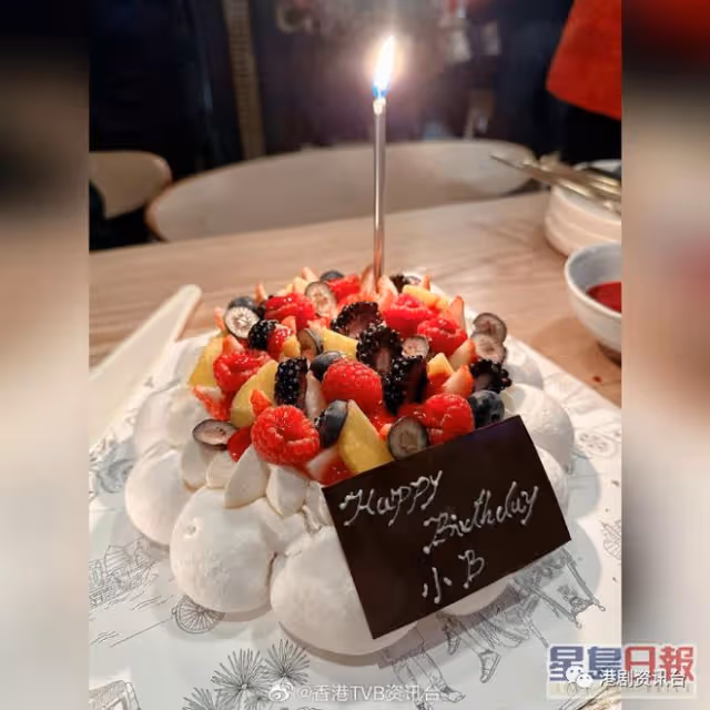 黃心穎34歲生日激罕曬正面相！生活無憂狀態好過做藝人