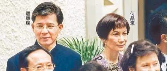 朱玲玲秀恩愛讓羅康瑞原配不爽:半路夫妻有多恩愛?她沒那麼高貴