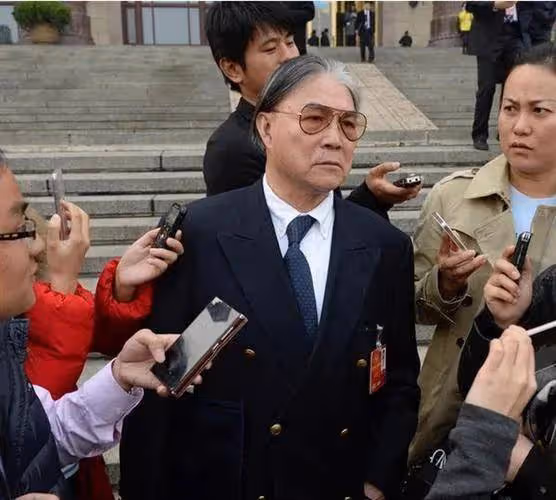 朱玲玲秀恩愛讓羅康瑞原配不爽:半路夫妻有多恩愛?她沒那麼高貴