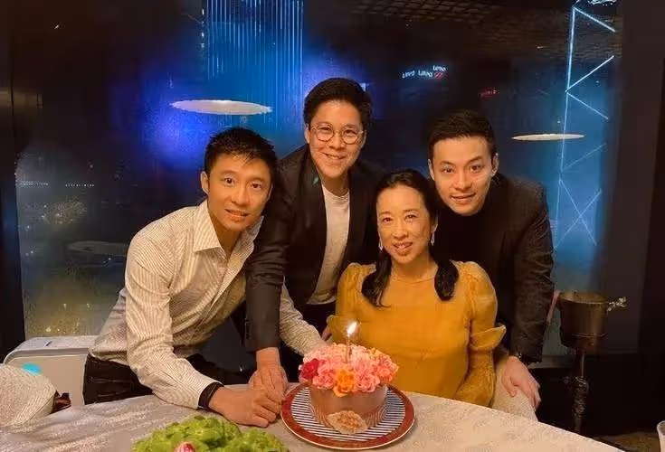 朱玲玲秀恩愛讓羅康瑞原配不爽:半路夫妻有多恩愛?她沒那麼高貴