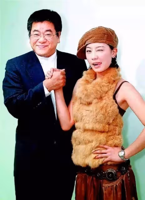 22年前賈靜雯照片曝光,難怪有人願為她豪擲五億,網友:美的一塌糊塗