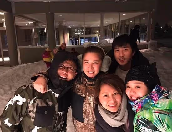 每年花260萬!胡瓜兒子高學歷畢業「比韓國男星還帥」,老爸超寵「坦言財產都給他」:還是有條件