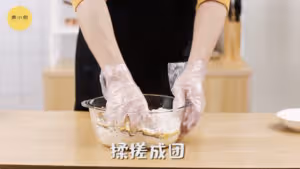 自製冬天裡的第一根辣條，大米製作衛生又健康
