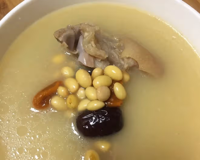 豬蹄湯（下奶）